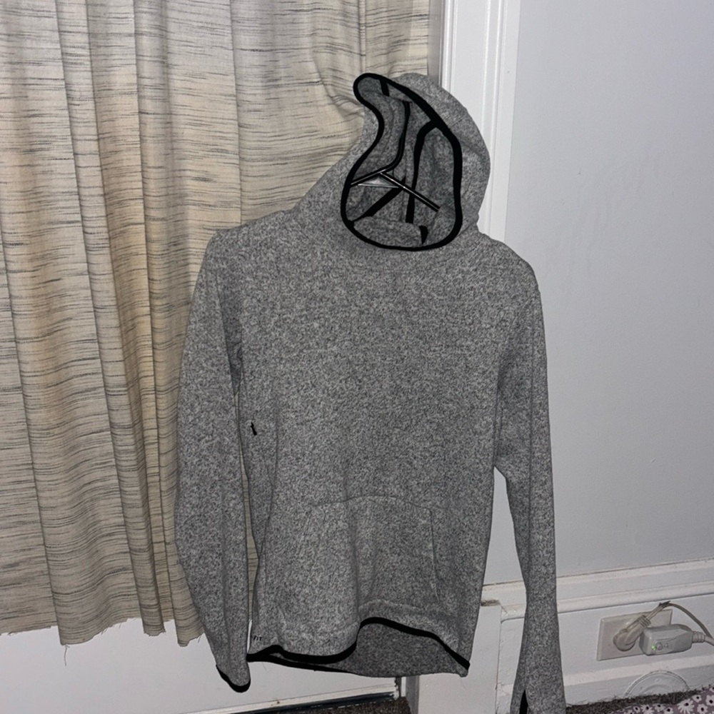 Nike therma fit hooded sweatshirt